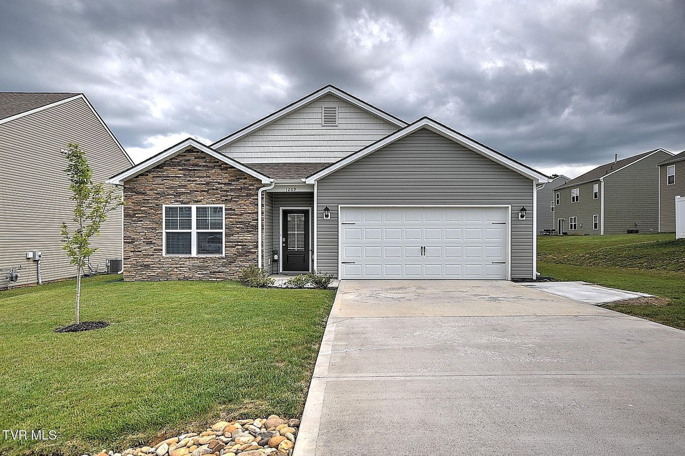 1209 Valley Parke Dr, Kingsport, TN